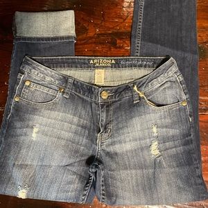 Arizona Jean Co. favorite skinny jeans /crop size 13 short